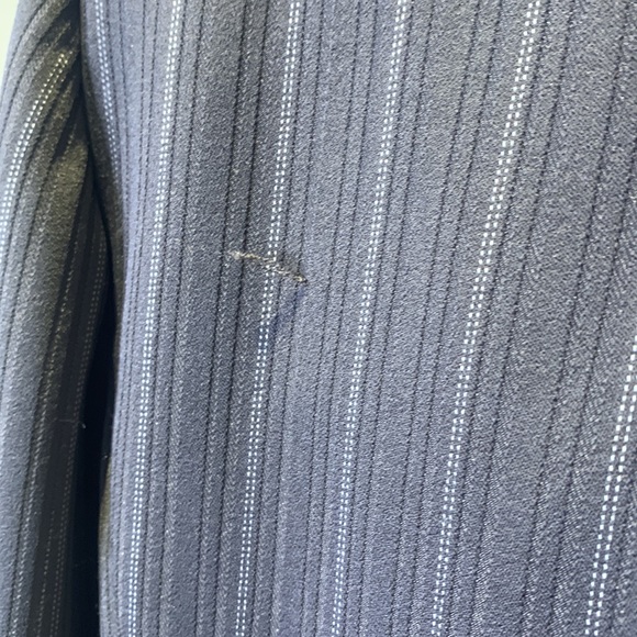 EUC Kasper Smoke Grey 2 Pc Pinstripe Pantsuit, 14P - Picture 4 of 14